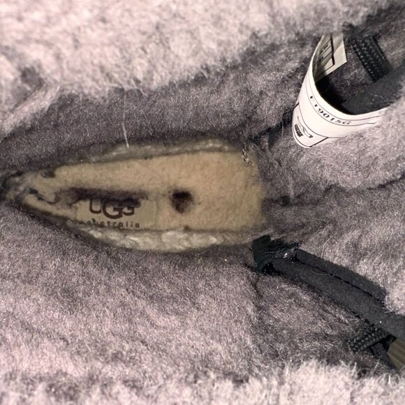 UGG Adirondack II 1906 Waterproof Boots Black Leather & Sheepskin Women Size 9 - Picture 15 of 16